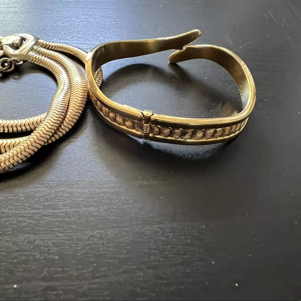 Vintage Monet Gold Tone Textured Bracelet Signed lot of 2 - Picture 3 of 11